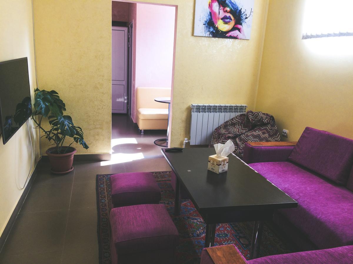 Downtown B&B Vanadzor Ngoại thất bức ảnh