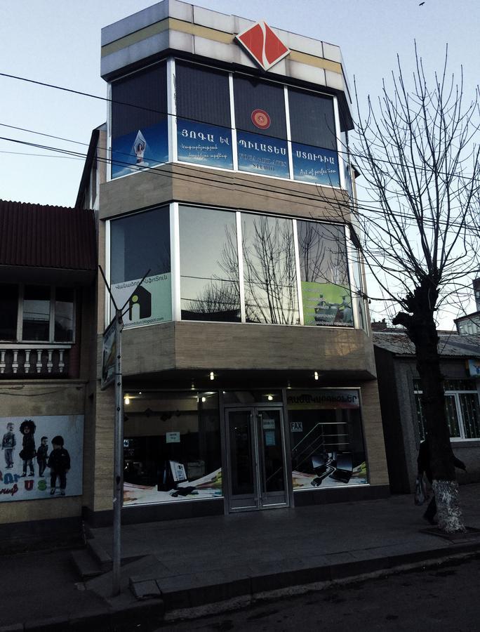 Downtown B&B Vanadzor Ngoại thất bức ảnh